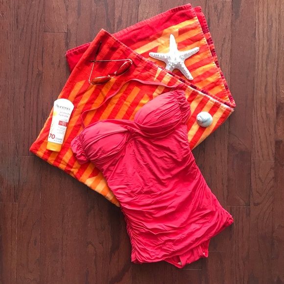 Carmen Marc Valvo Other - Retro Pin Up Style Coral One Piece Swim Wear
